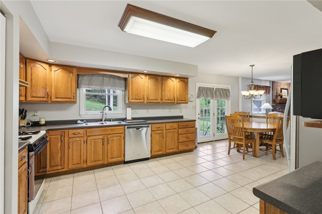 1025 Manor Vue Court Ct, Murrysville, Pennsylvania image 5