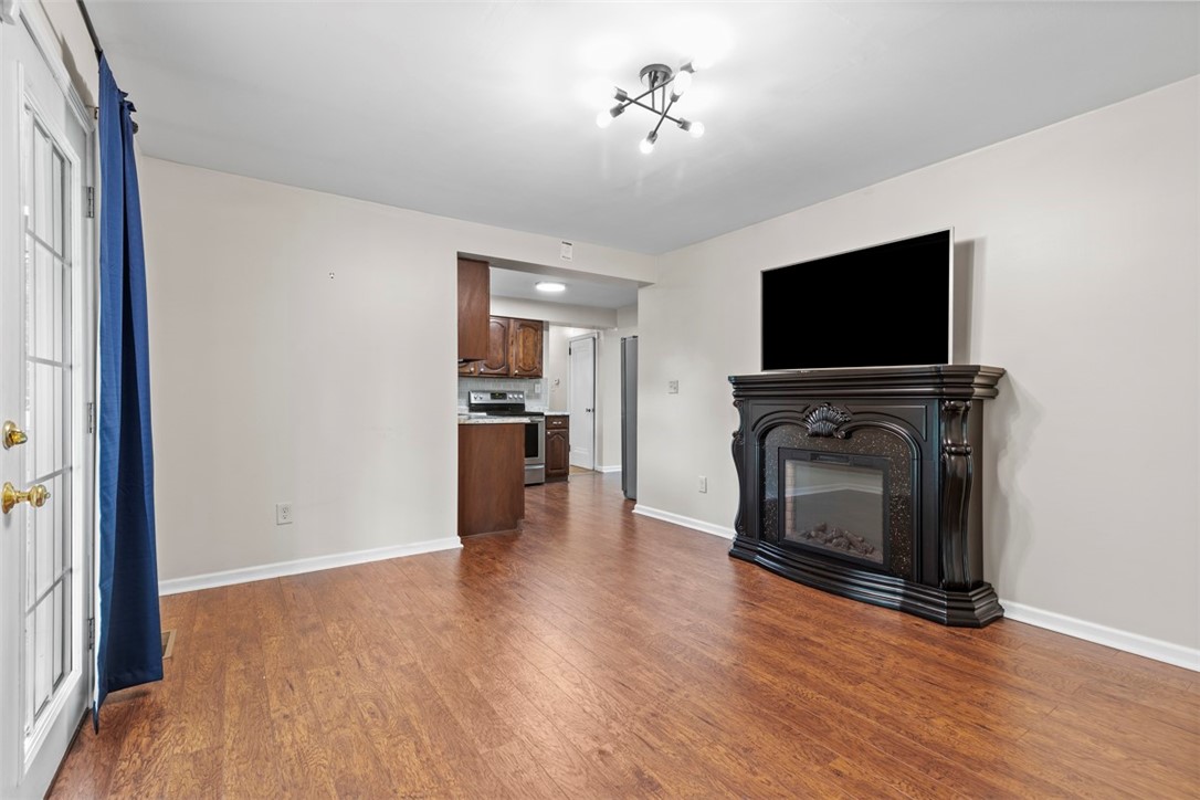 Economy, Pennsylvania 15042, United States, 2 Bedrooms Bedrooms, ,1 BathroomBathrooms,Residential,Active,162168