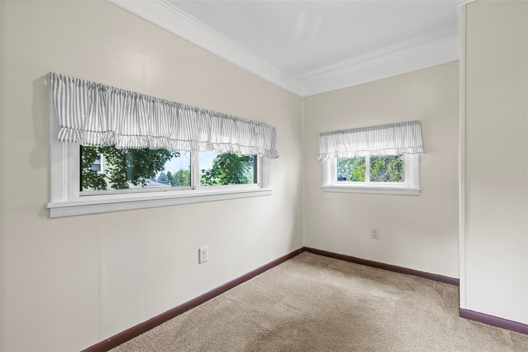 Economy, Pennsylvania 15042, United States, 2 Bedrooms Bedrooms, ,1 BathroomBathrooms,Residential,Active,162168