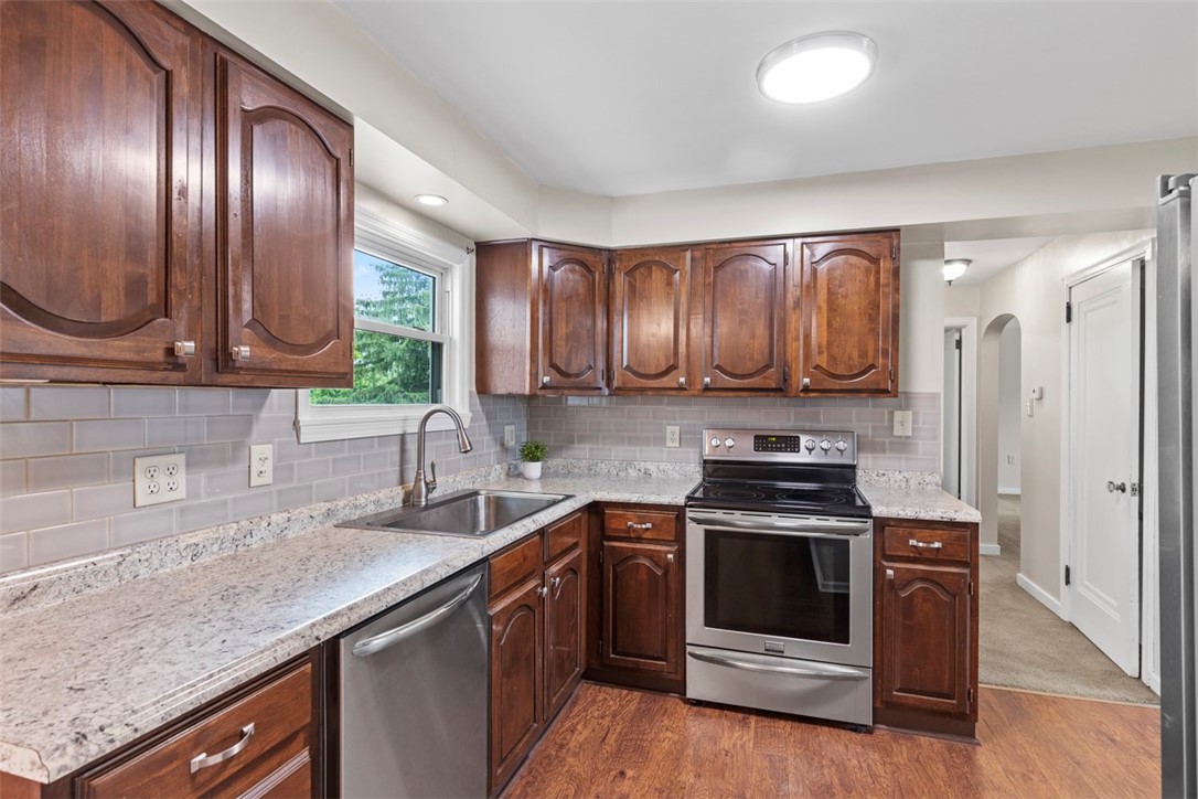 Economy, Pennsylvania 15042, United States, 2 Bedrooms Bedrooms, ,1 BathroomBathrooms,Residential,Active,162168