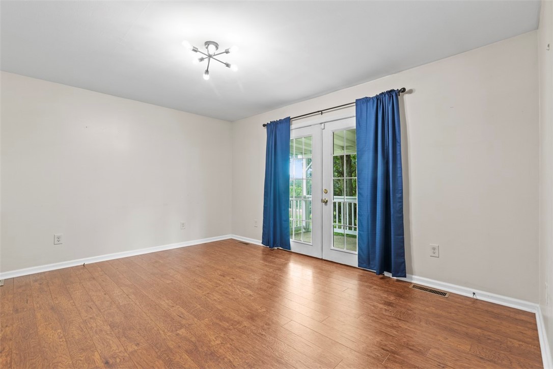 Economy, Pennsylvania 15042, United States, 2 Bedrooms Bedrooms, ,1 BathroomBathrooms,Residential,Active,162168