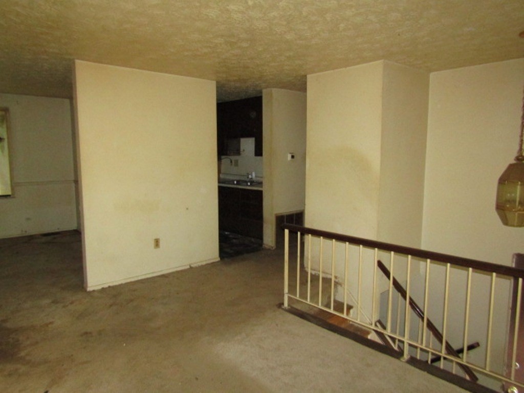 1889 Riggs Rd Rd, South Park, Pennsylvania image 11