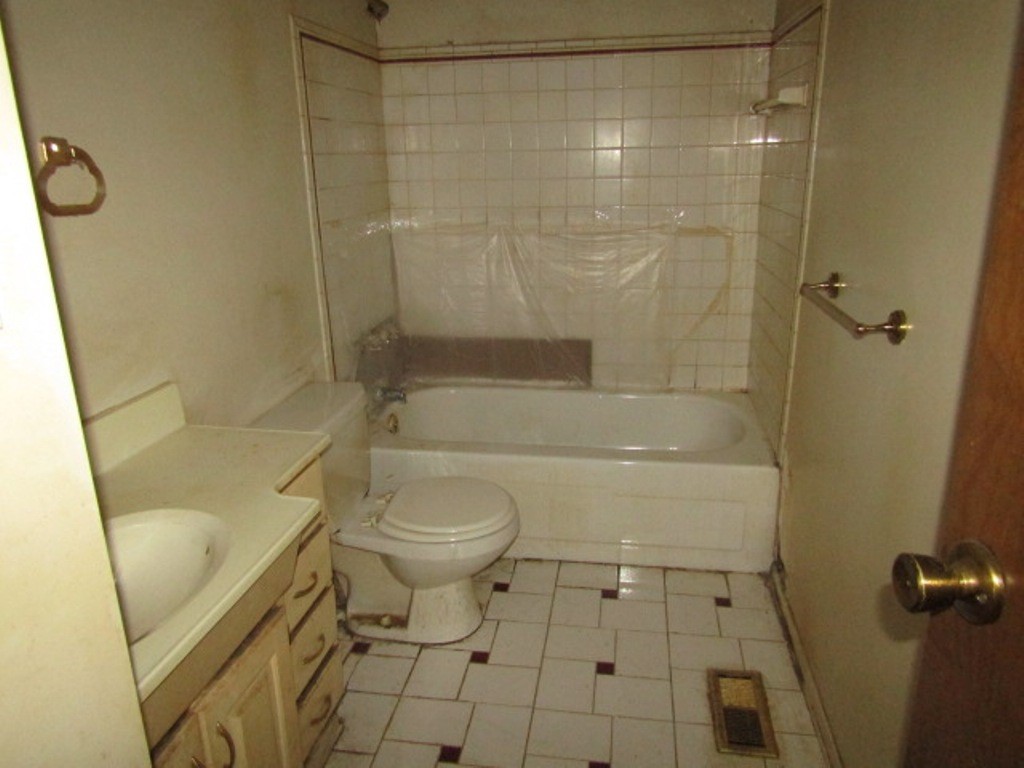 1889 Riggs Rd Rd, South Park, Pennsylvania image 19