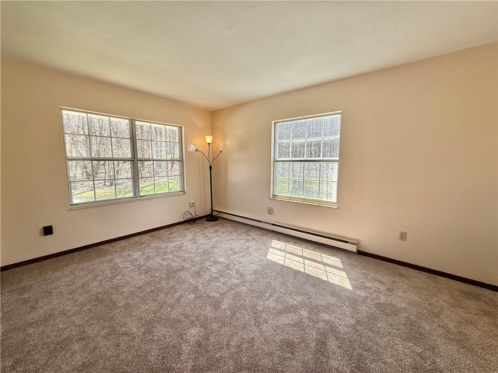 Ligonier Twp, Pennsylvania 15658, United States, 2 Bedrooms Bedrooms, ,1 BathroomBathrooms,Residential,Contingent,112742