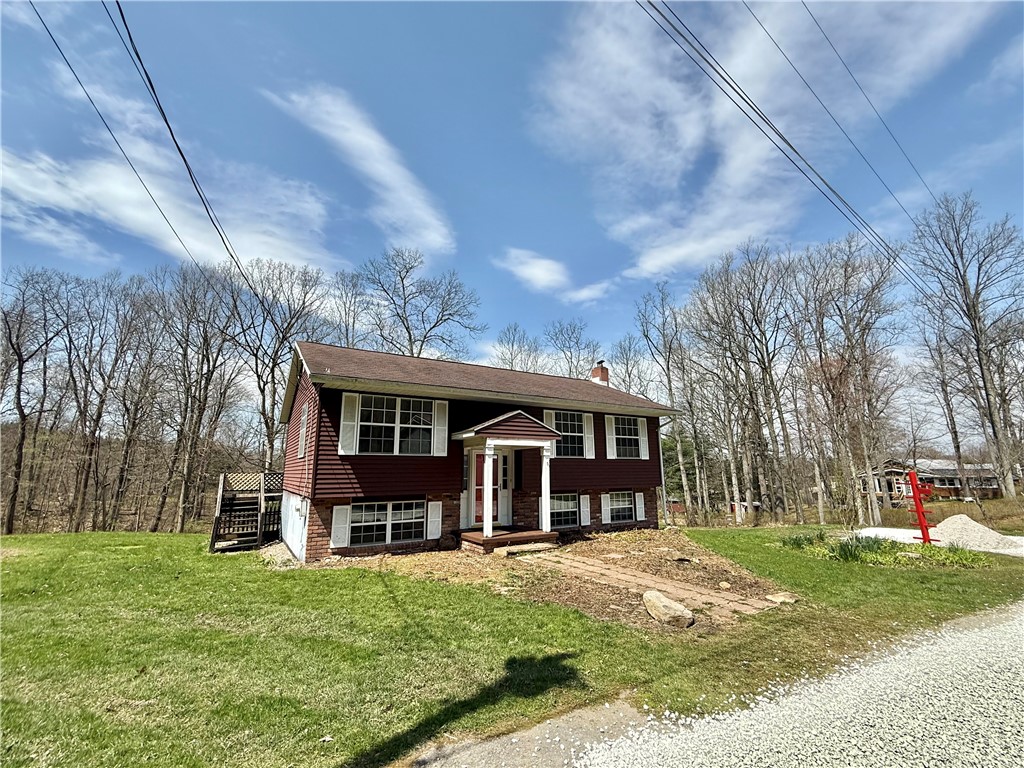 Ligonier Twp, Pennsylvania 15658, United States, 2 Bedrooms Bedrooms, ,1 BathroomBathrooms,Residential,Contingent,112742