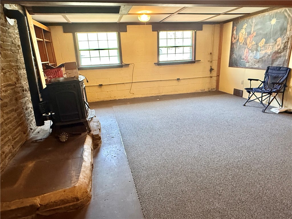 Ligonier Twp, Pennsylvania 15658, United States, 2 Bedrooms Bedrooms, ,1 BathroomBathrooms,Residential,Contingent,112742