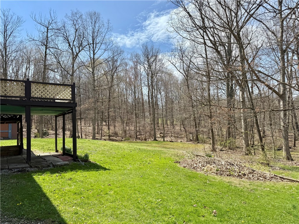 Ligonier Twp, Pennsylvania 15658, United States, 2 Bedrooms Bedrooms, ,1 BathroomBathrooms,Residential,Contingent,112742