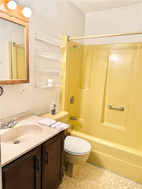 Ligonier Twp, Pennsylvania 15658, United States, 2 Bedrooms Bedrooms, ,1 BathroomBathrooms,Residential,Contingent,112742