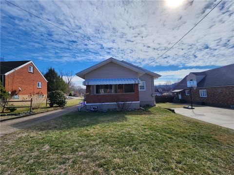 Photo of 428 Greenwood Ave St, Mckeesport, PA 15132 (MLS # 1741672)