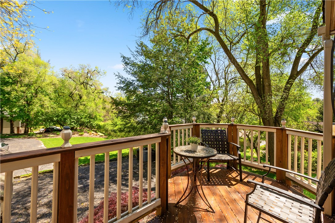 Mt. Lebanon, Pennsylvania 15228, United States, 4 Bedrooms Bedrooms, ,3 BathroomsBathrooms,Residential,Contingent,159997