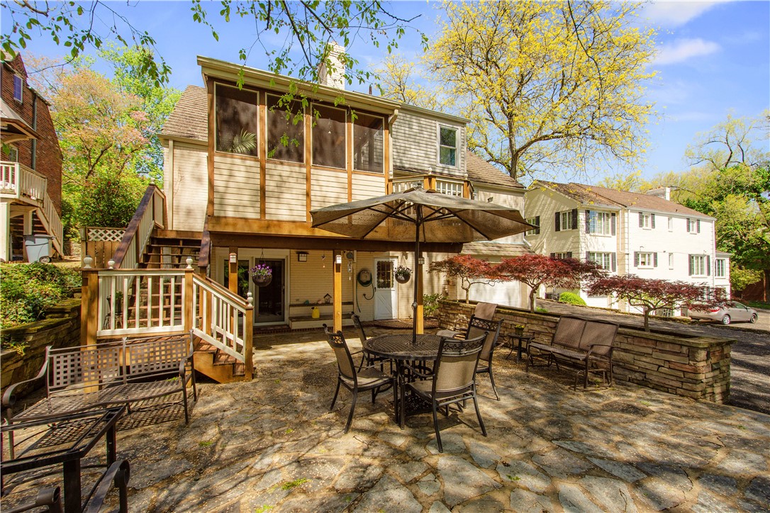 Mt. Lebanon, Pennsylvania 15228, United States, 4 Bedrooms Bedrooms, ,3 BathroomsBathrooms,Residential,Contingent,159997