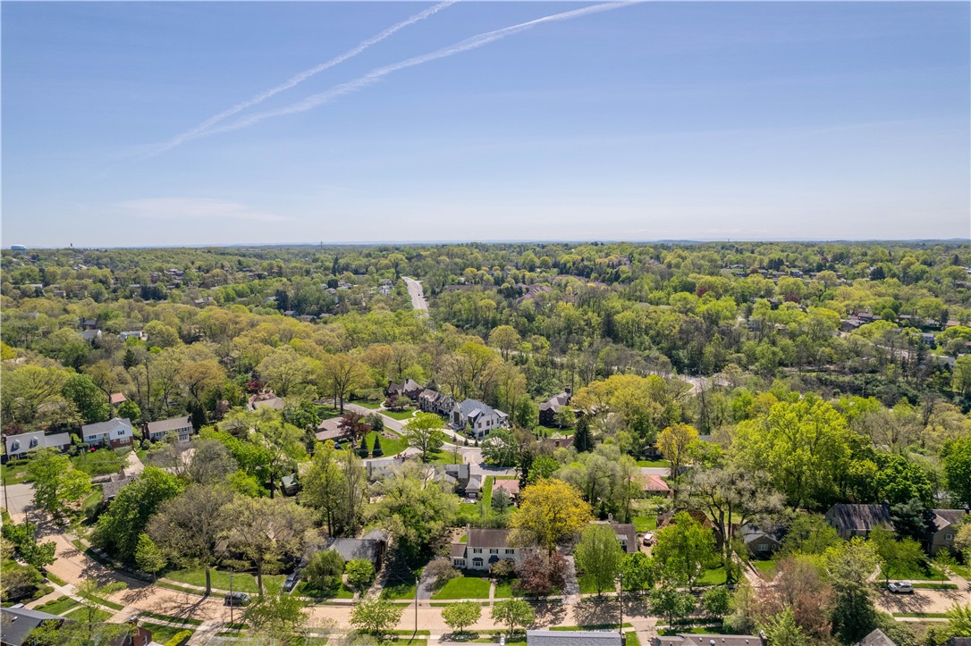Mt. Lebanon, Pennsylvania 15228, United States, 4 Bedrooms Bedrooms, ,3 BathroomsBathrooms,Residential,Contingent,159997