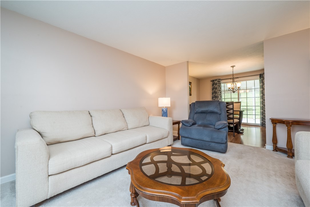 South Park, Pennsylvania 15129, United States, 3 Bedrooms Bedrooms, ,2 BathroomsBathrooms,Residential,Contingent,252272