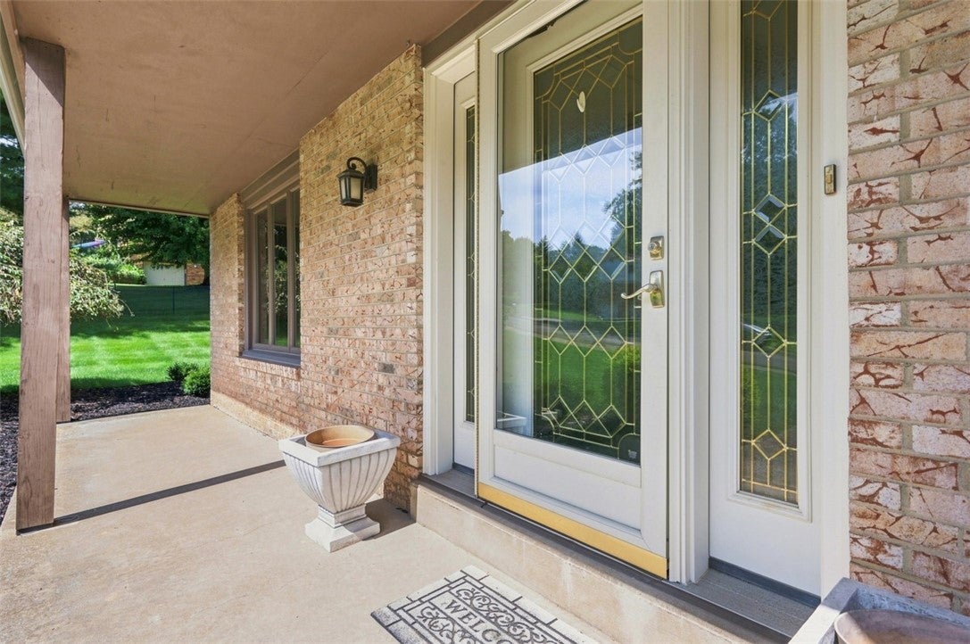 6103 Berkshire Ct