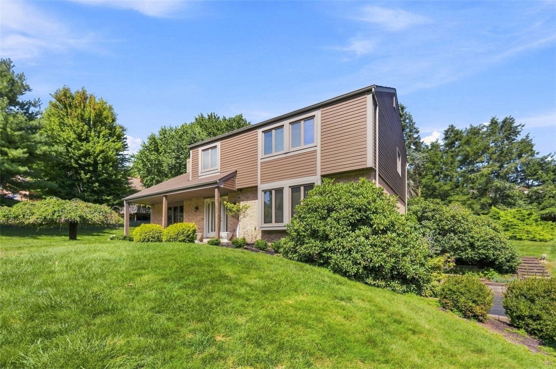 6103 Berkshire Ct