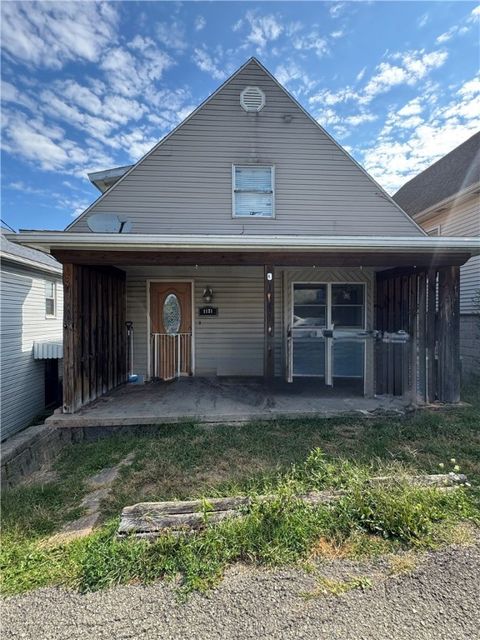 Photo of 1121 5th St, Westmoreland City, PA 15692 (MLS # 1723559)