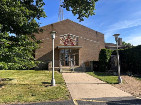 Photo of 33 Lewin Ln, Pittsburgh, PA 15235 (MLS # 1761680)