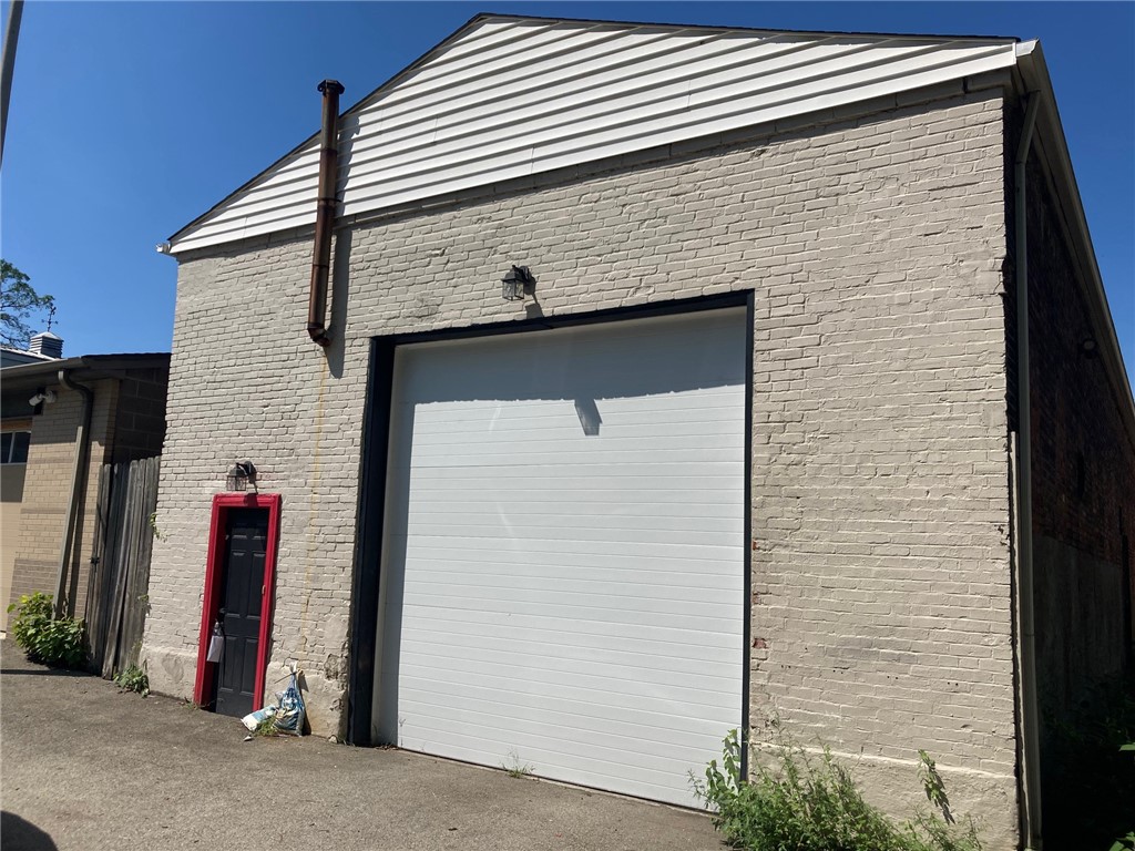 West Homestead, Pennsylvania 15120, United States, ,Commercial,Active,865