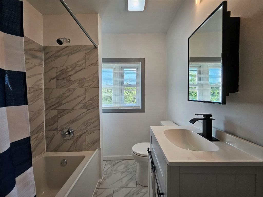 North Fayette, Pennsylvania 15057, United States, 5 Bedrooms Bedrooms, ,4 BathroomsBathrooms,Residential,Active,133303