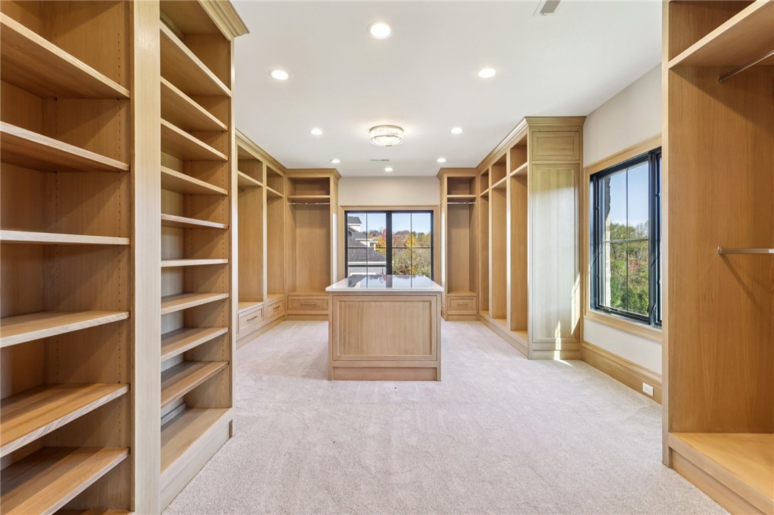 Marshall, Pennsylvania 15005, United States, 7 Bedrooms Bedrooms, ,9 BathroomsBathrooms,Residential,Pending,251108