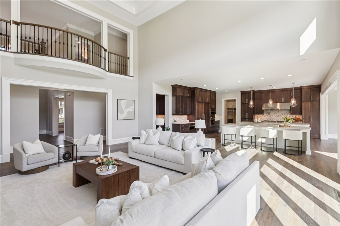 Marshall, Pennsylvania 15005, United States, 7 Bedrooms Bedrooms, ,9 BathroomsBathrooms,Residential,Pending,251108