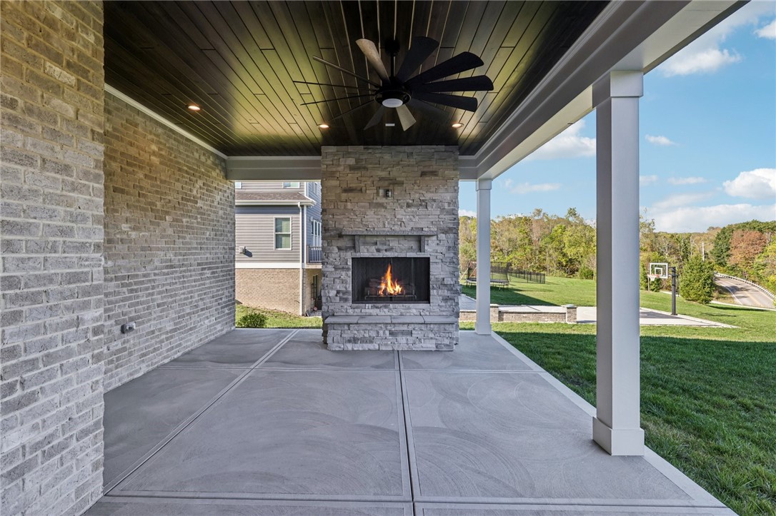 Marshall, Pennsylvania 15005, United States, 7 Bedrooms Bedrooms, ,9 BathroomsBathrooms,Residential,Pending,251108