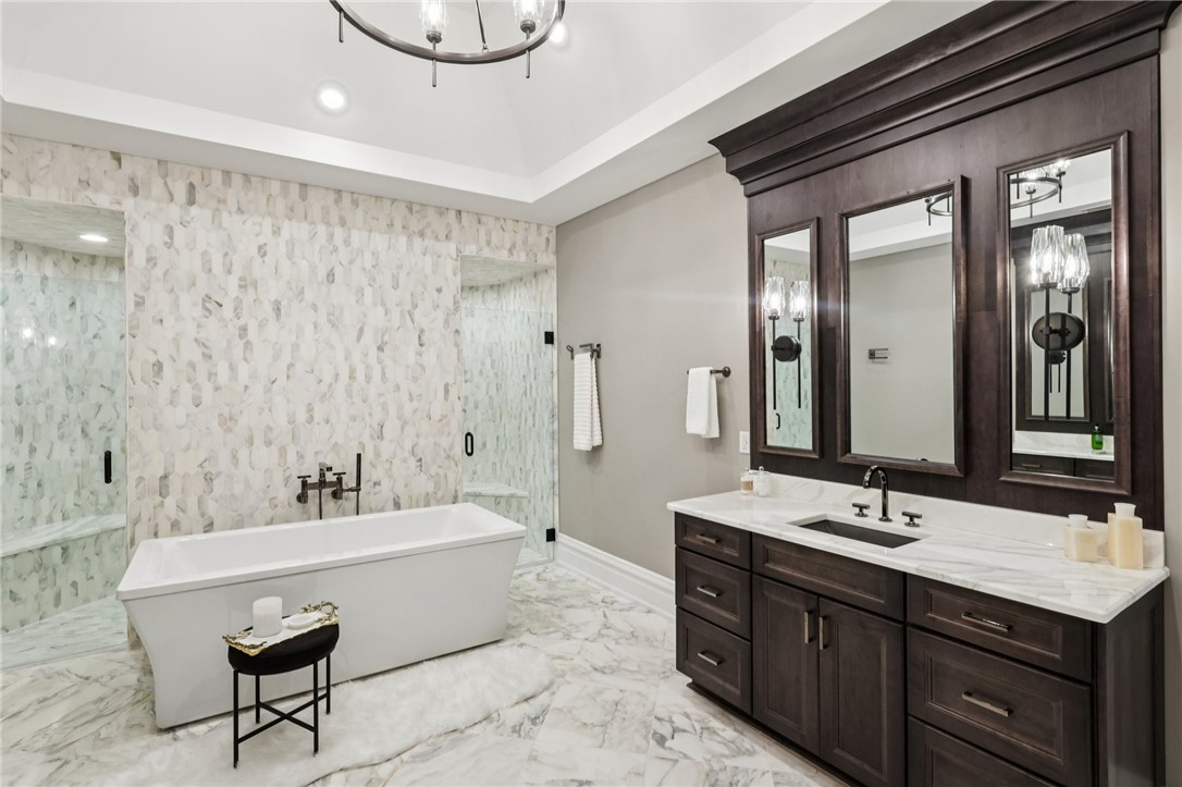 Marshall, Pennsylvania 15005, United States, 7 Bedrooms Bedrooms, ,9 BathroomsBathrooms,Residential,Pending,251108