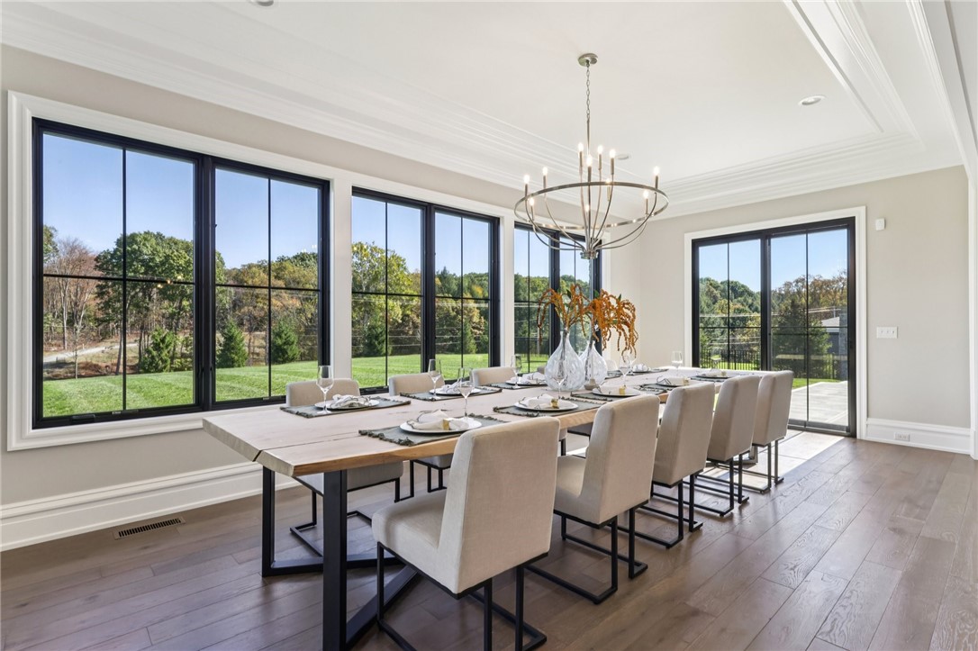 Marshall, Pennsylvania 15005, United States, 7 Bedrooms Bedrooms, ,9 BathroomsBathrooms,Residential,Pending,251108