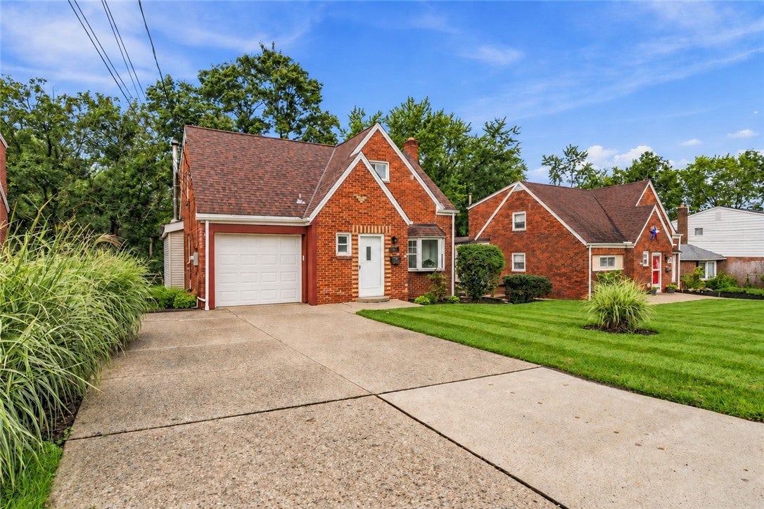 105 Green Oak Lane