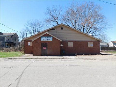 Photo of 56 Austin St, Uniontown, PA 15401 (MLS # 1742588)