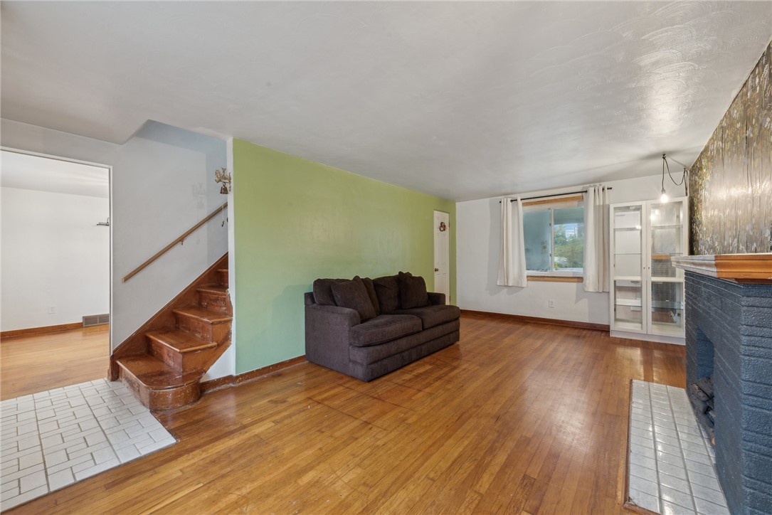 717 Tonopah Ave Ave, Beechview, Pennsylvania image 2