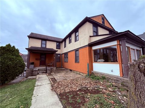 Homes For Sale - 1406 Somerset Ave Ave<br/> Windber, PA 15963