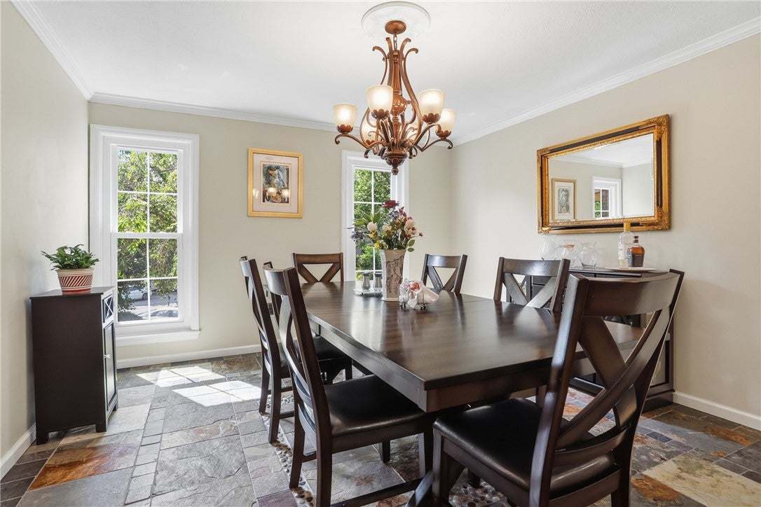 217 La Grande Dr