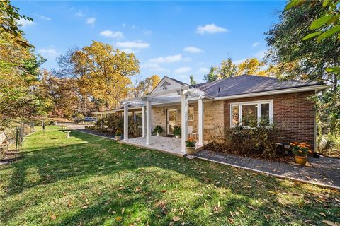 Homes For Sale - 101 Buckingham Road Rd<br/> Pittsburgh, PA 15215