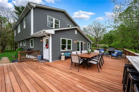 145 Robinson Pl Perry Twp PA 16041