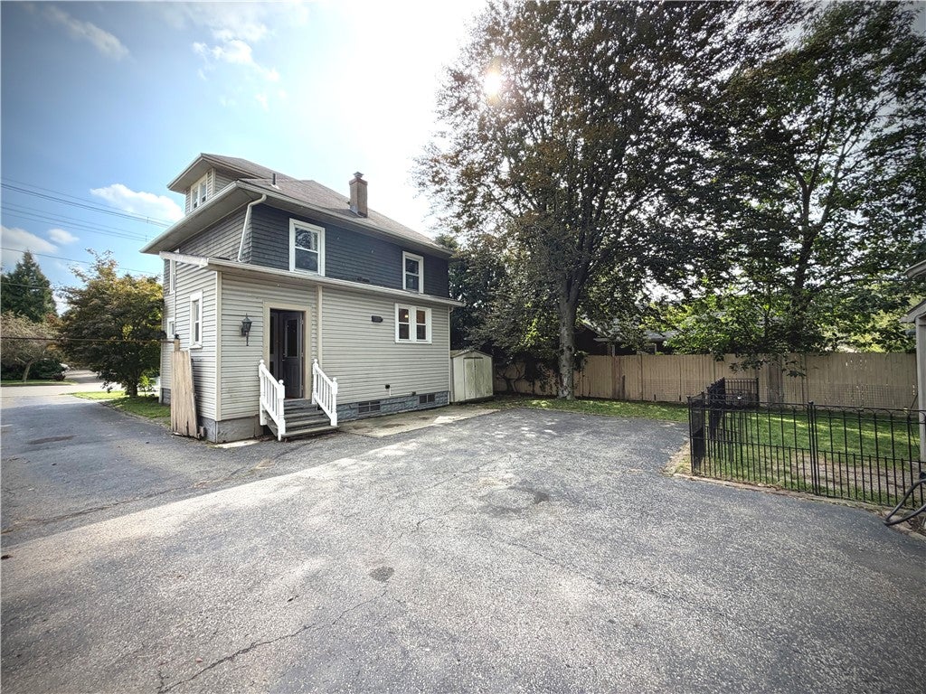 1406 Roemer Blvd