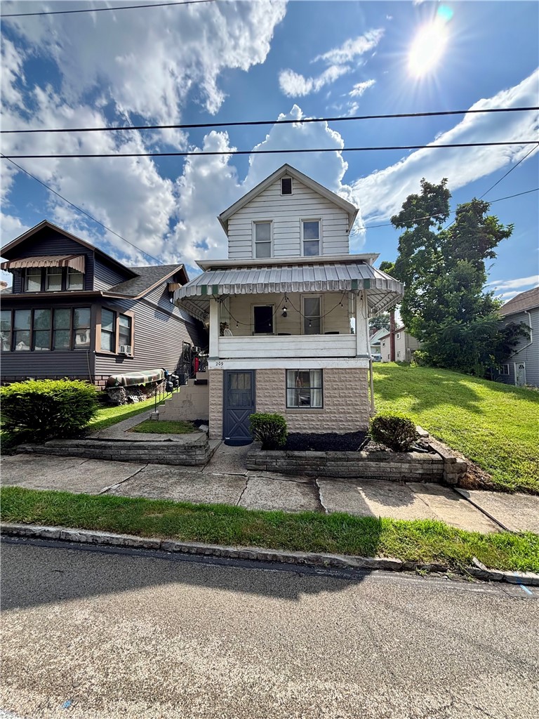 Photo 1 of 29 — 209 Crest Ave, Charleroi Boro, PA 15022