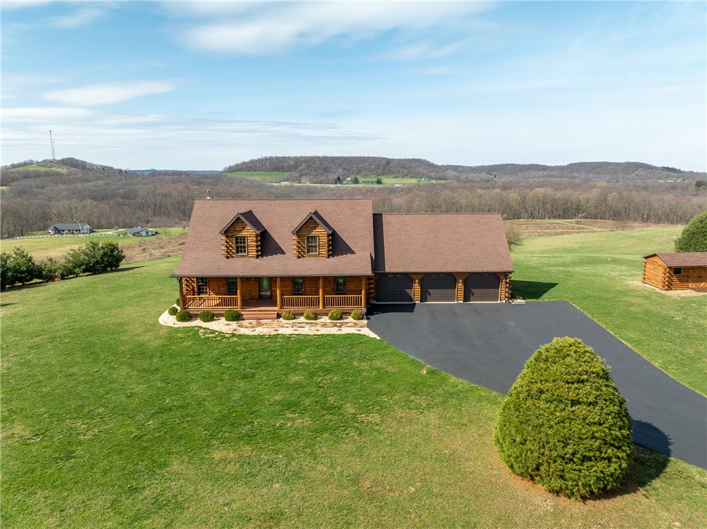 307 School House Ln