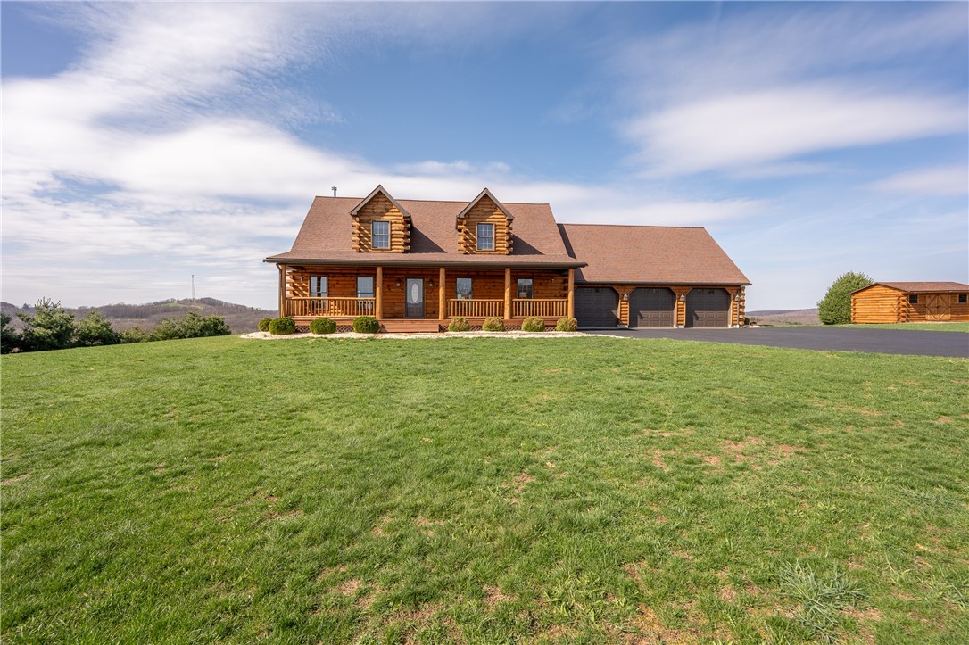 307 School House Ln