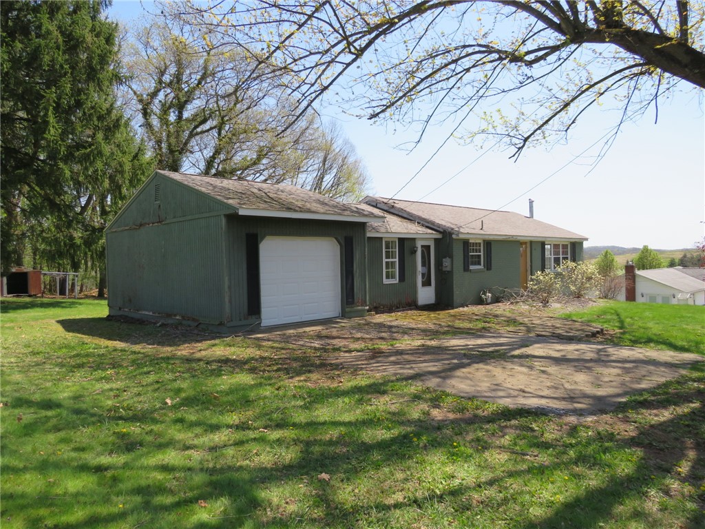 329 Circle Dr Dr, Delmont, Pennsylvania image 3