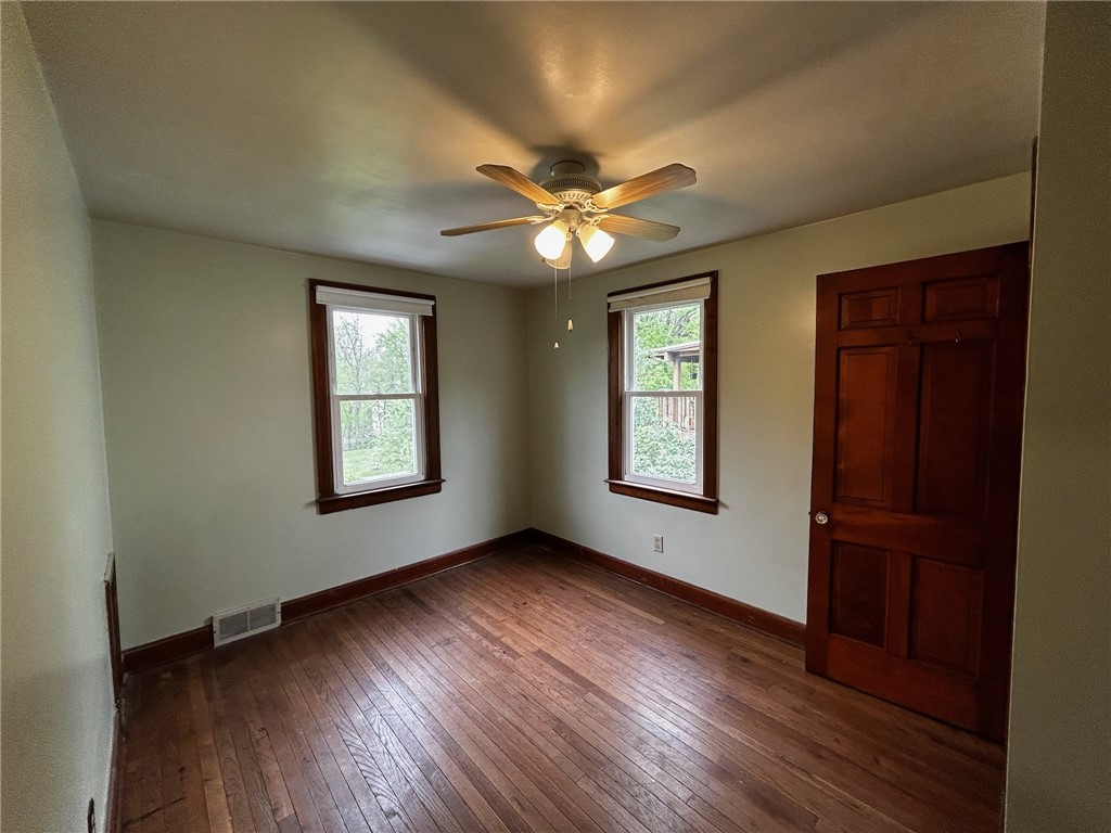 932 Franklin Ave, Connellsville, Pennsylvania image 22
