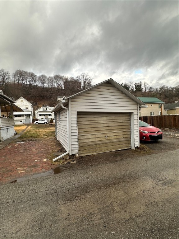 325 1/2 Quay Street St, East Vandergrift, Pennsylvania image 5