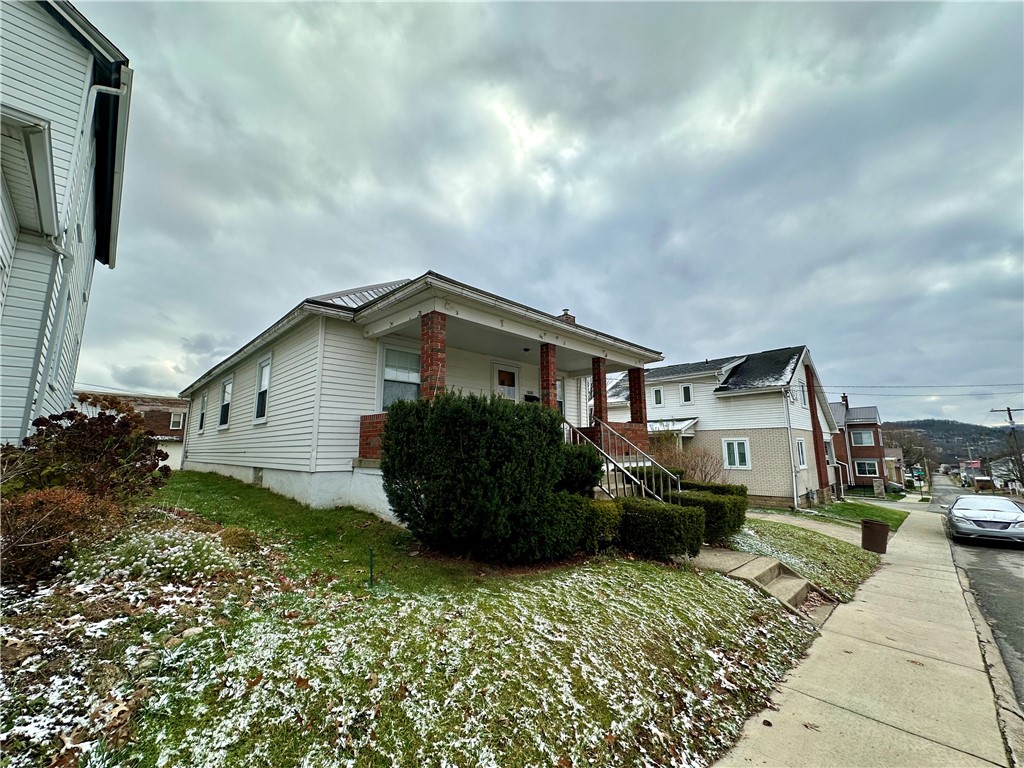 610 1st St, Leechburg Boro, Kentucky image 2
