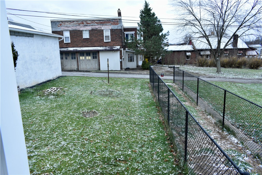 610 1st St, Leechburg Boro, Kentucky image 13