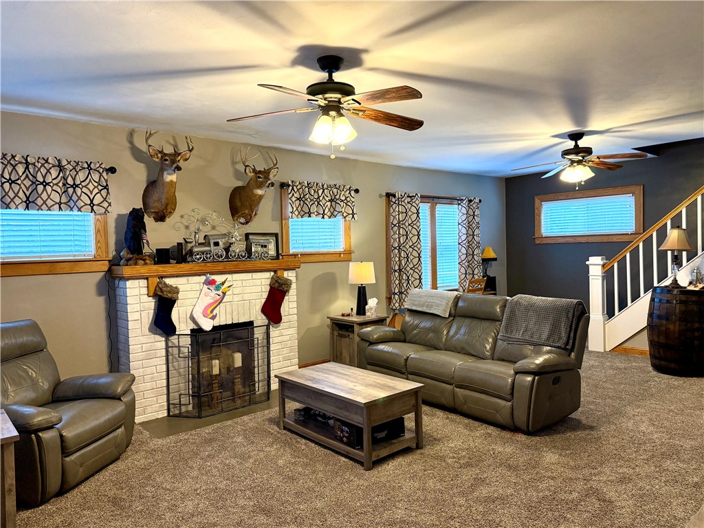 Pymatuning Twp, Pennsylvania 16154, United States, 2 Bedrooms Bedrooms, ,1 BathroomBathrooms,Residential,Contingent,10939