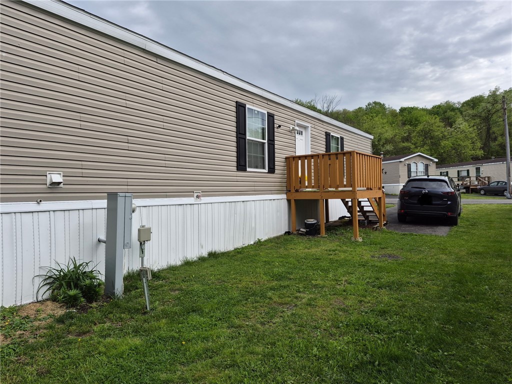 Photo 1 of 28 — 27 Manor Dr, Smith, PA 15019