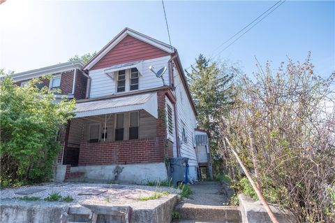 Photo of 2515 Allequippa St, Pittsburgh, PA 15213 (MLS # 1749613)
