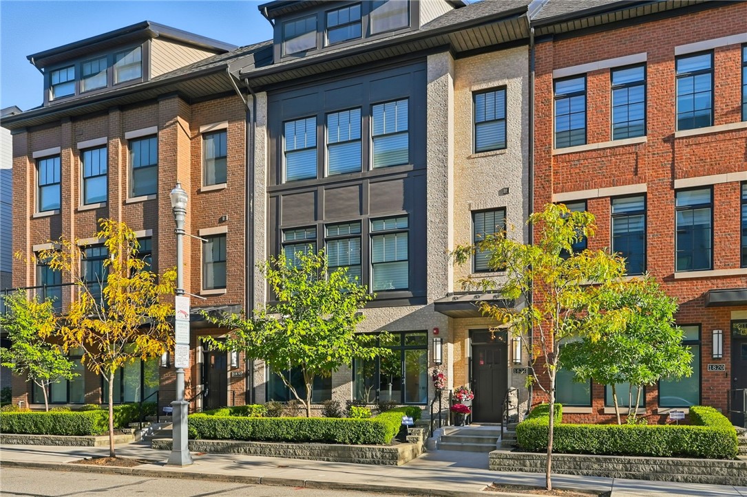1824 Waterfront Pl