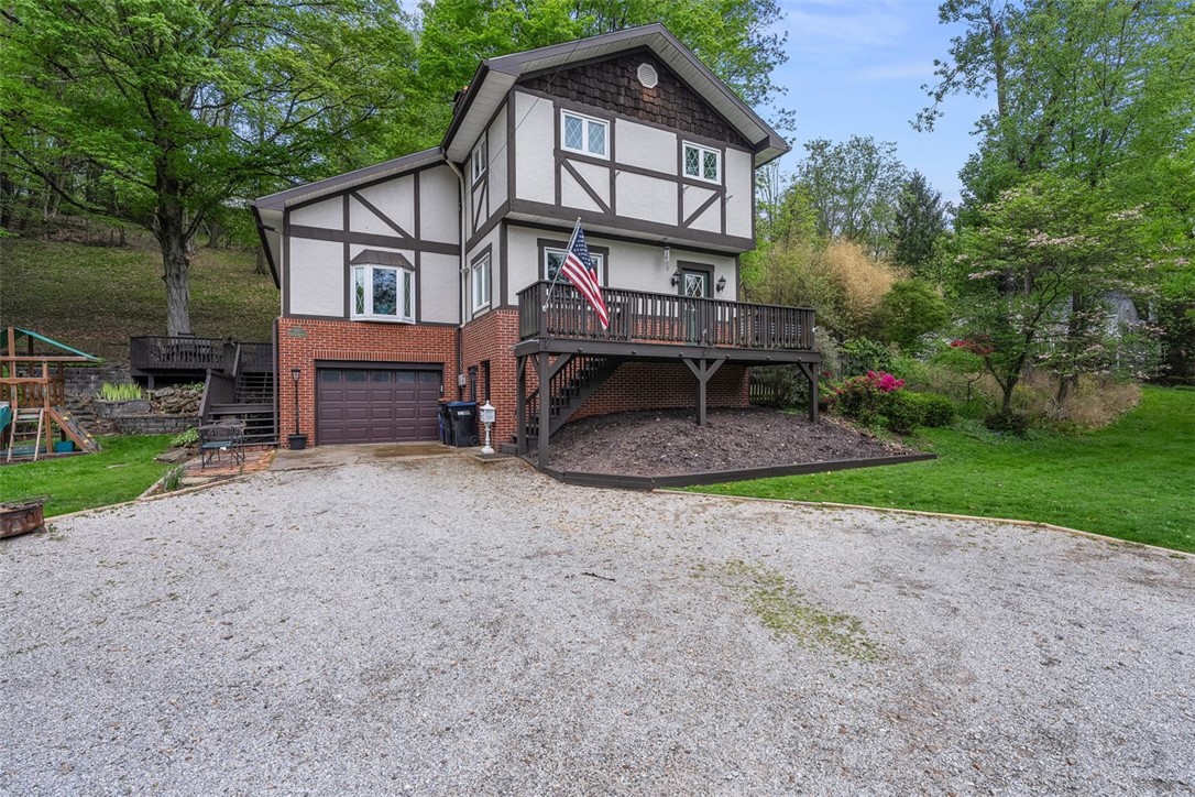 1411 Charlton Heights Rd