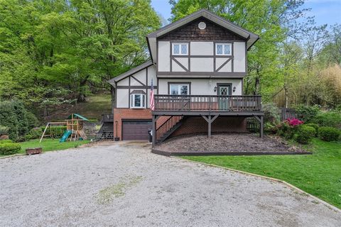 1411 Charlton Heights Rd Moon/Crescent Twp PA 15108